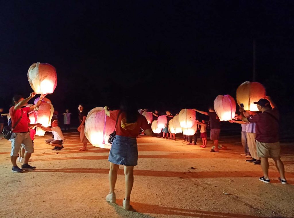 wishing lantern picture